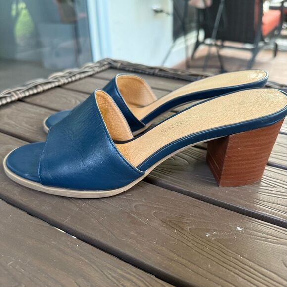 Jack Rogers Leather Blue Wood Block Heel Size 7 - Picture 8 of 9